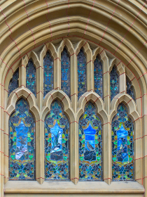 如何在莎莎国际平台上找到最优惠的护肤品